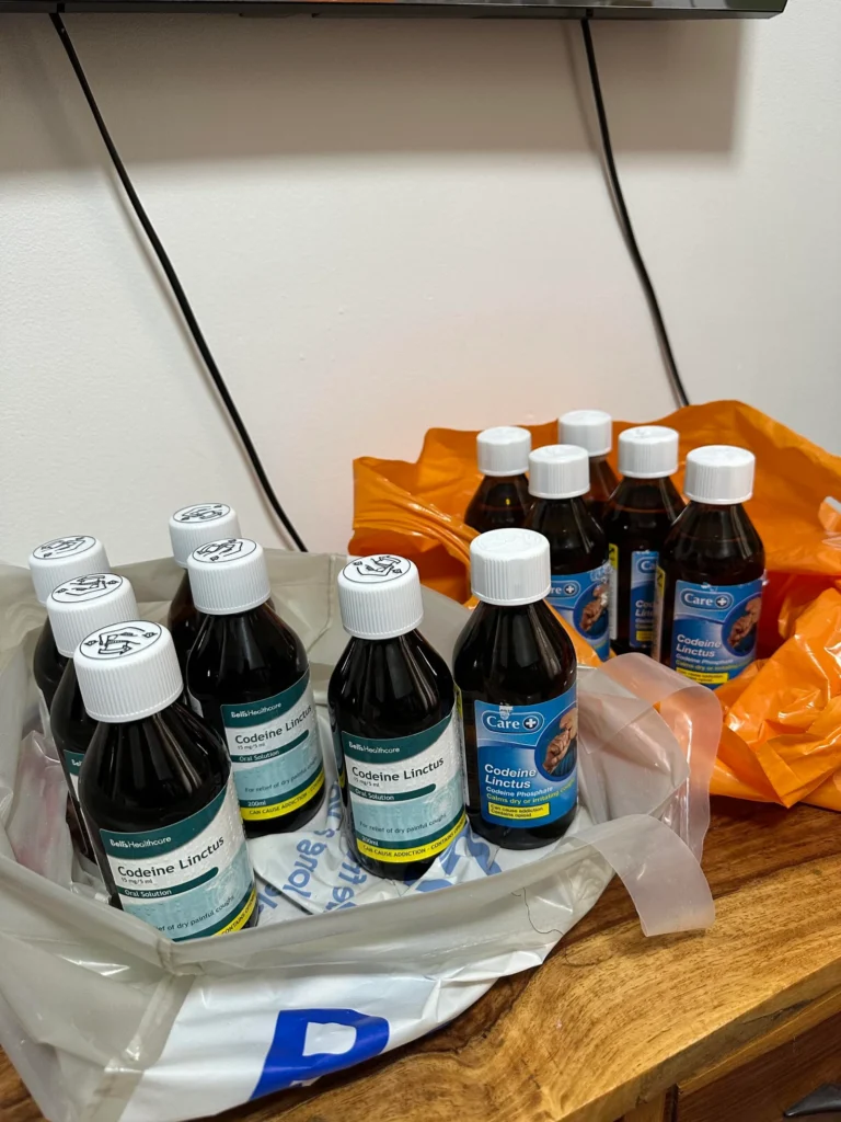 bells-care-pinewood-v0-pm5cdmp37b1b1-scaled-1-768x1024-1.webp Bells Codeine Linctus 200ml - Image 1